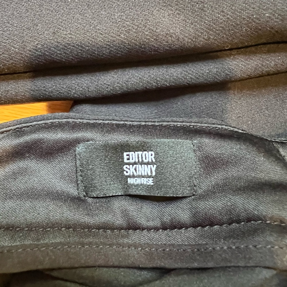 Express Black Editor Skinny Pants - Picture 2 of 2